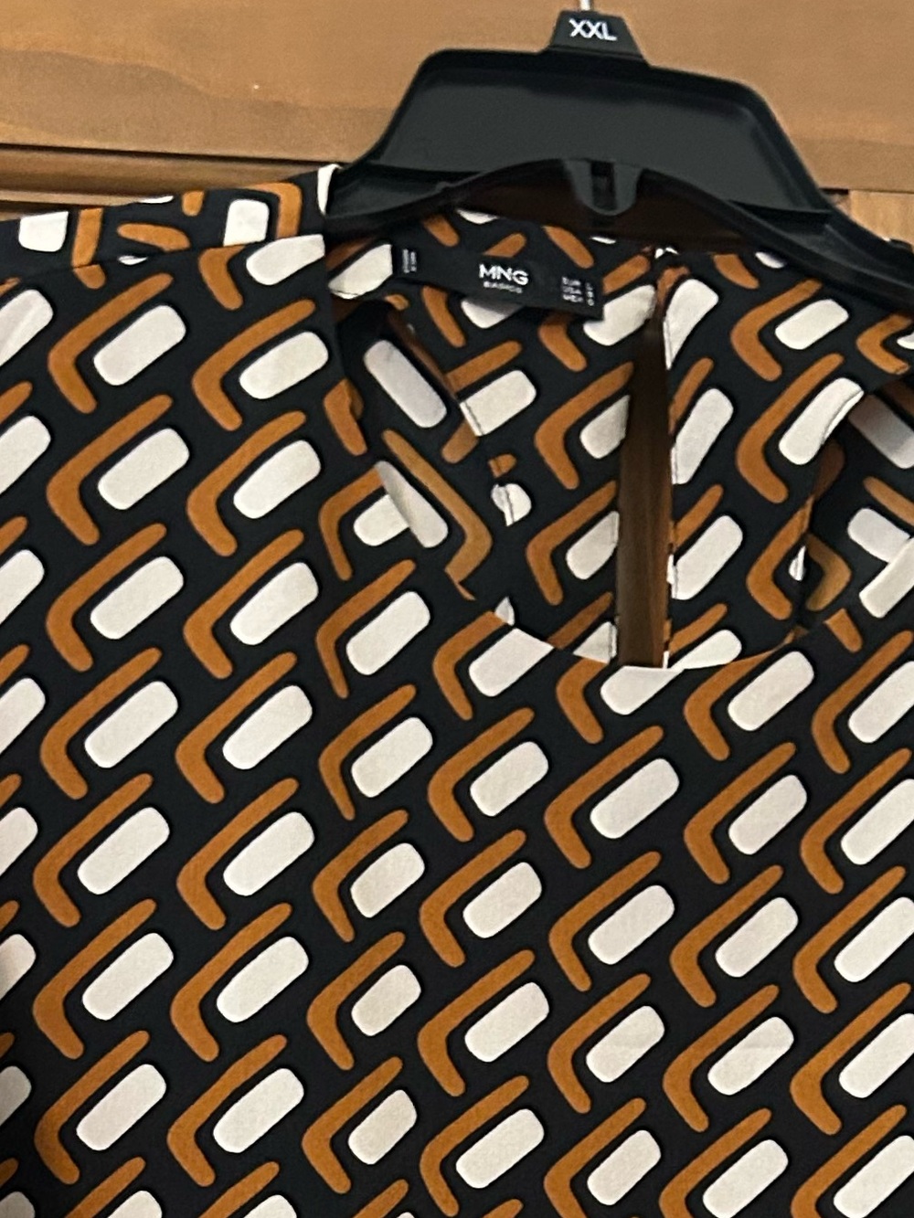 MNG Contrast Geometric Print Blouse in Black, Brown & White